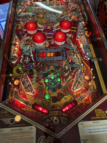 Bally Medusa Flipper