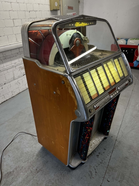 Wurlitzer 1800 Jukebox