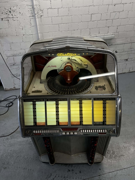 Wurlitzer 1800 Jukebox