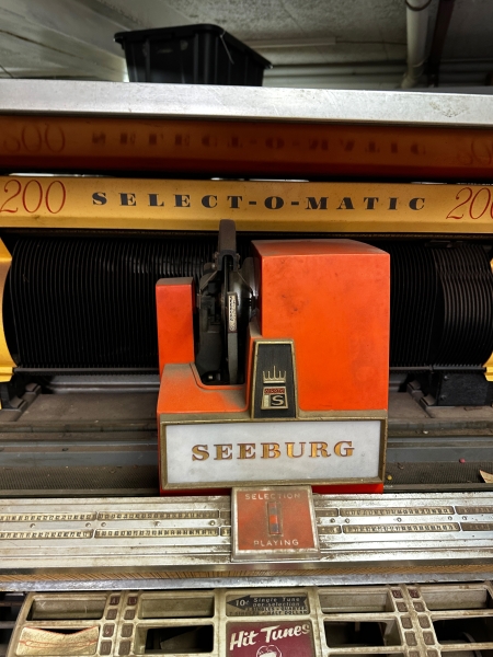 Seeburg KD200 Jukebox