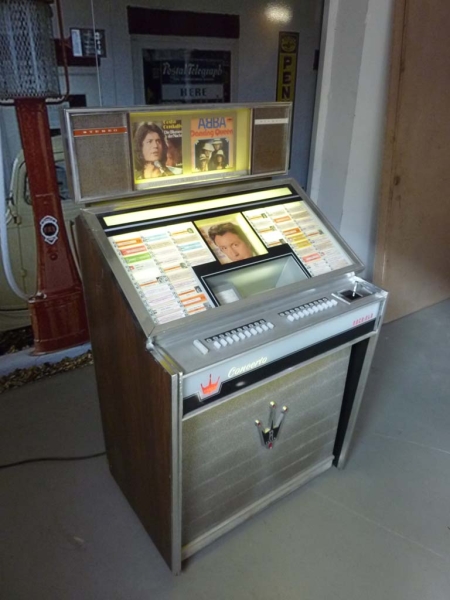 Rock-Ola 434 Concerto Jukebox