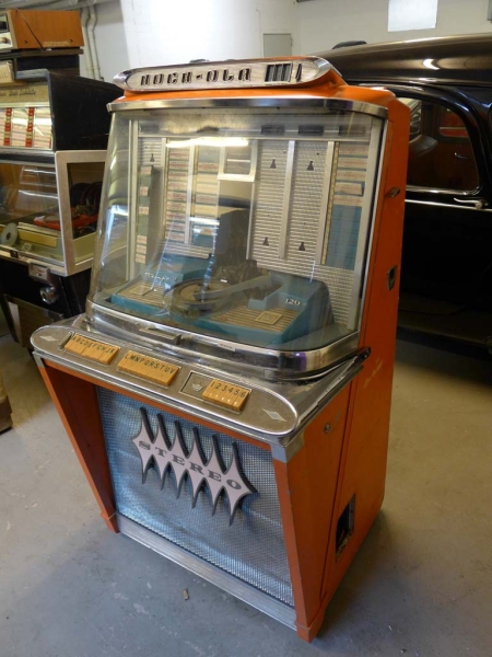 Rock-Ola 1488 Regis 120 Jukebox