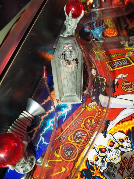 Bally Scared Stiff Pinball