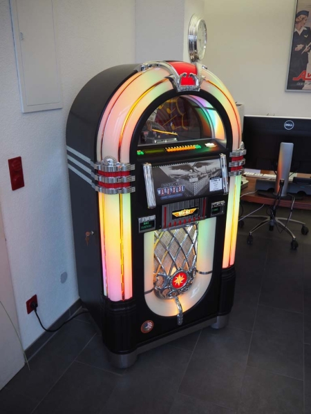 Rock-Ola Bubbler 1015 Black CD Jukebox Vorführgerät