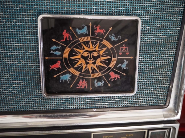 Wurlitzer 3500 Zodiac Jukebox - US Import