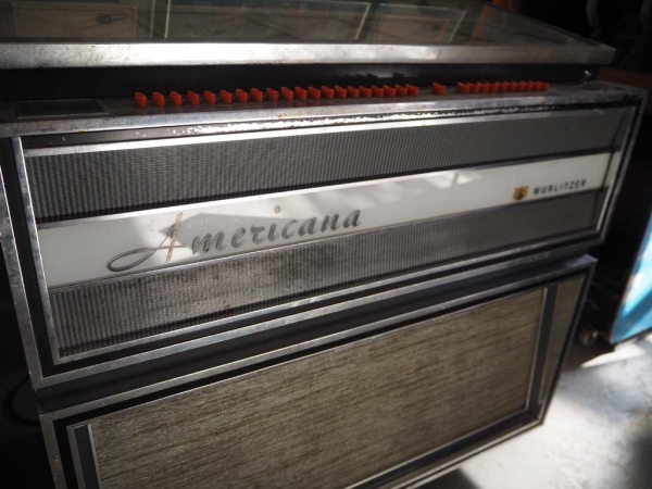 Wurlitzer 3100 Americana Jukebox - US Import