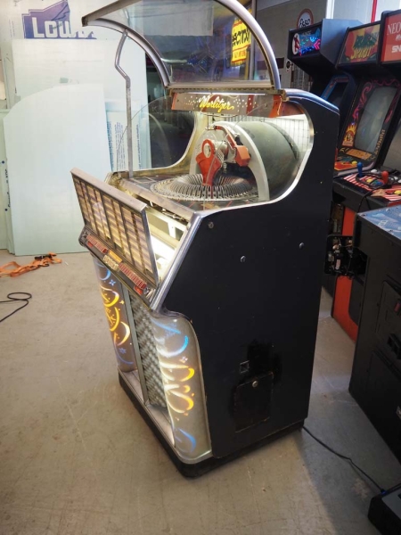 Wurlitzer 1700 Jukebox - US Import