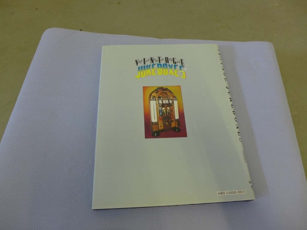 Vintage Jukeboxes The Hall of Fame Buch - NOS