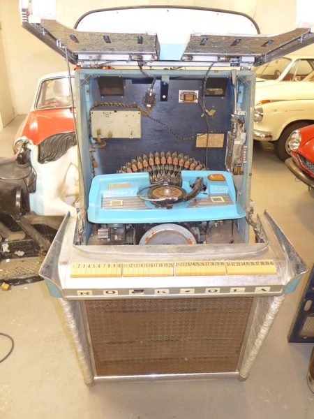 Rock-Ola 1478 Tempo 2-120 Jukebox