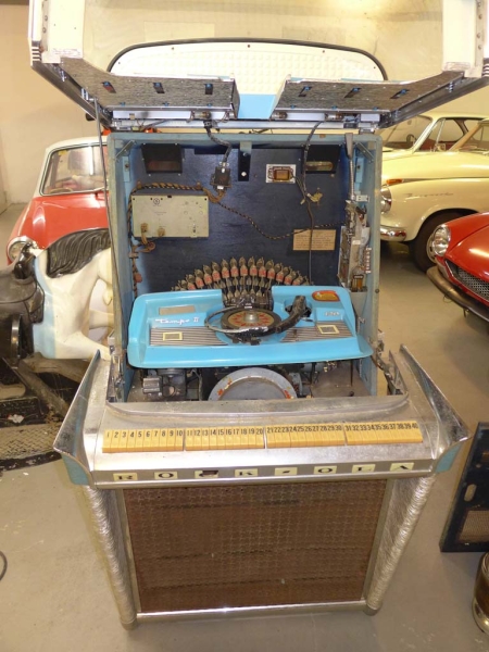 Rock-Ola 1478 Tempo 2-120 Jukebox