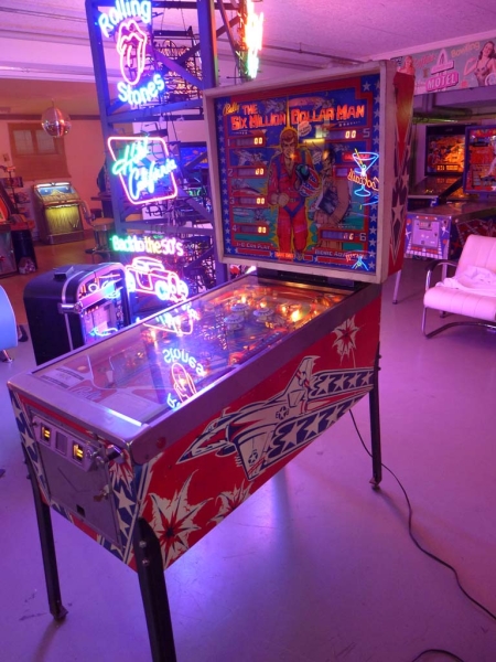Bally The Six Million Dollar Man Pinball