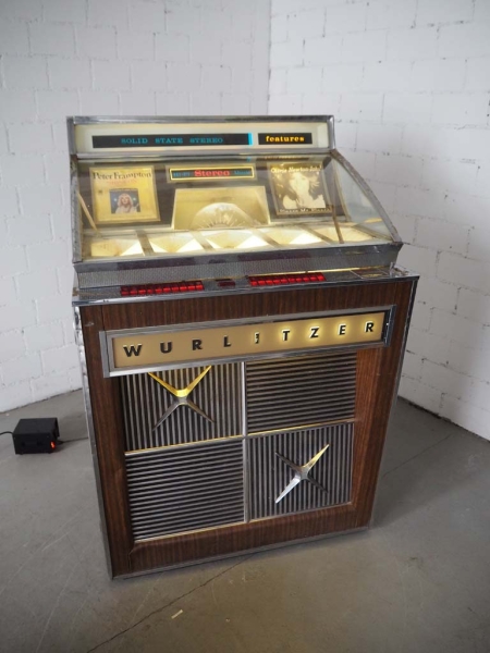 Wurlitzer 2910 Jukebox