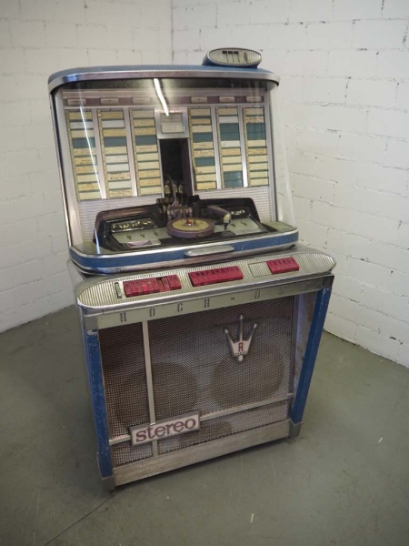 Rock-Ola 1496 Empress 120 Jukebox