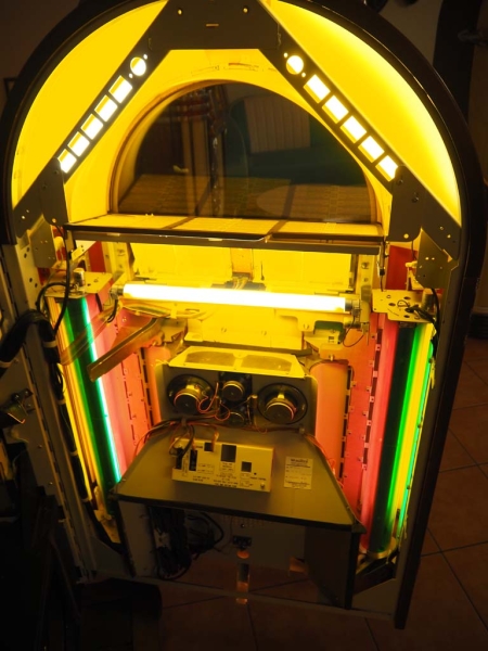 Wurlitzer 1015 One More Time OMT Vinyl Jukebox
