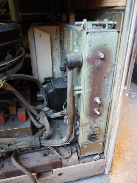 Wurlitzer 2910A Blonde Cabinet Jukebox